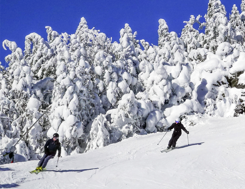 Mont SUTTON Station de Ski au Québec dans les Cantonsdel'Est SKI